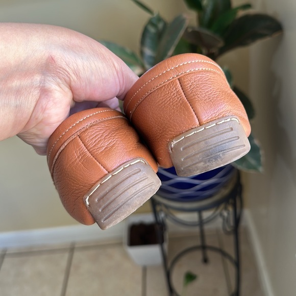 NINE WEST| slip on loafers - Picture 3 of 10